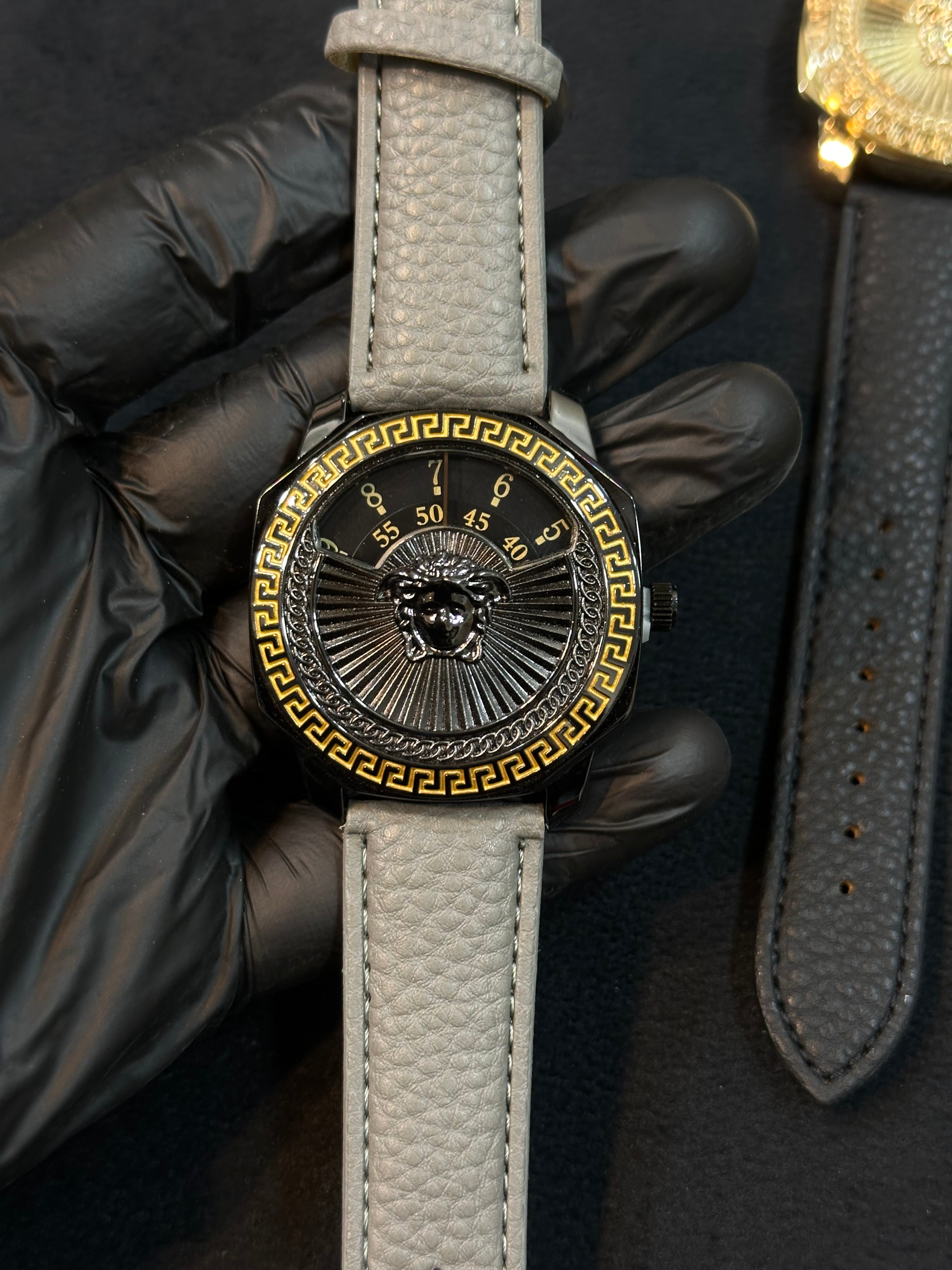 Versace Metal Case New Design watch🫶🏻💸